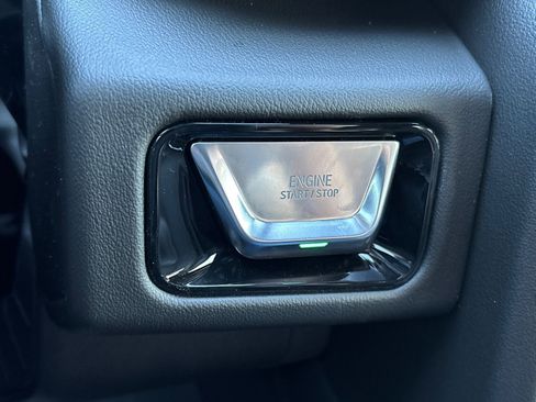 New 2026 GMC Yukon XL Elevation image 13