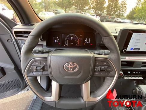 New 2026 Toyota 4Runner SR5 AWD/4WD image 33