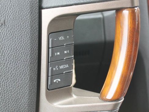 Used 2013 Lincoln Navigator 4WD w/ HD Trailer Tow Pkg image 27