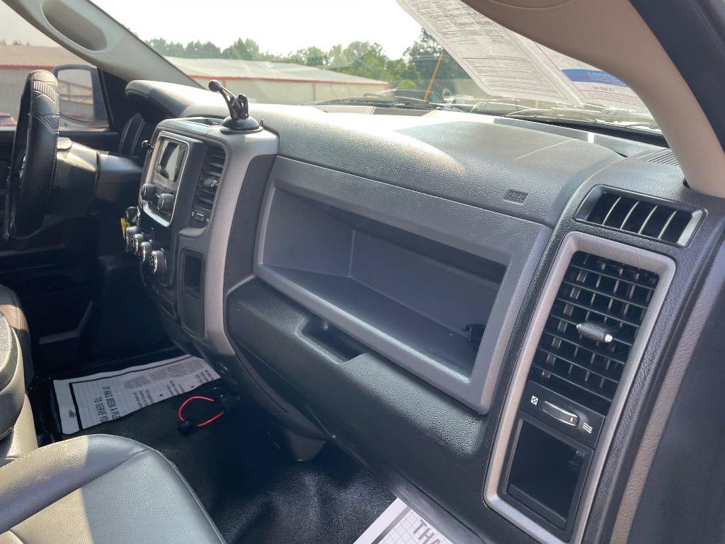 Used 2019 RAM 1500 Tradesman AWD/4WD image 15