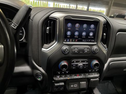 Used 2021 Chevrolet Silverado 3500 LTZ w/ LTZ Premium Package image 20