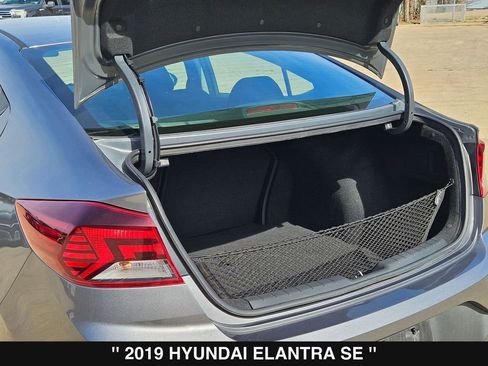 Used 2019 Hyundai Elantra SE w/ Cargo Package image 33