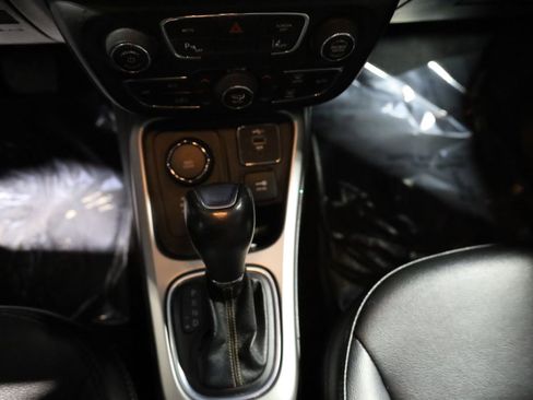 Used 2021 Jeep Compass Latitude w/ Driver Assistance Group image 23