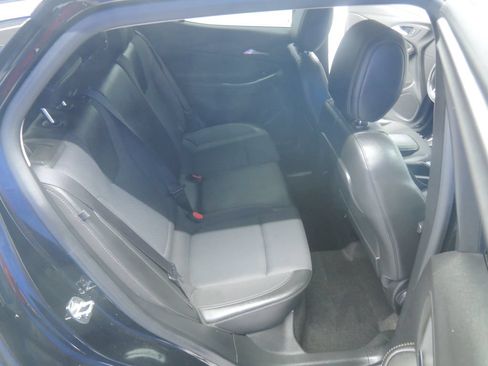 Used 2023 Buick Encore GX Preferred w/ Cold Weather Comfort Package FWD image 29