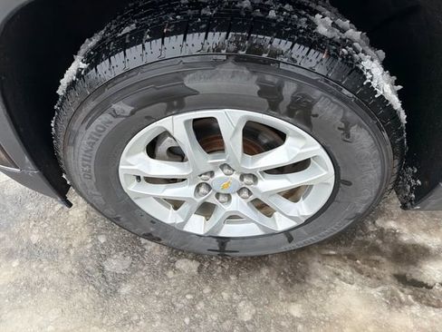 Used 2020 Chevrolet Traverse LT image 29