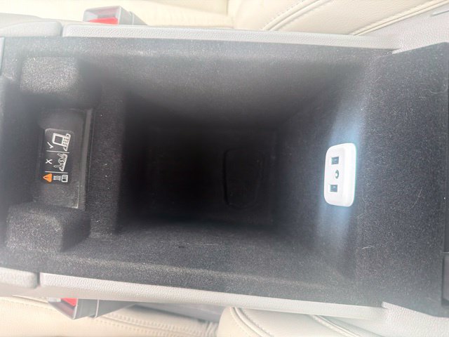 Used 2018 Cadillac XT5 Premium Luxury FWD image 42