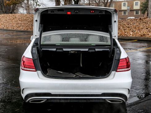 Used 2015 Mercedes-Benz E 350 4MATIC Sedan image 24
