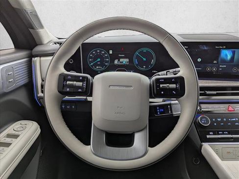 Certified 2025 Hyundai Santa Fe Calligraphy image 15