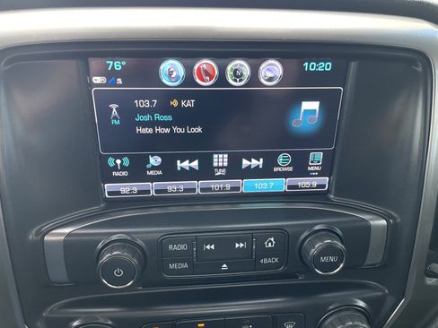 Used 2018 Chevrolet Silverado 1500 LT AWD/4WD image 16
