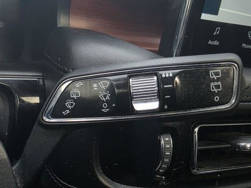 Used 2022 Lincoln Nautilus Reserve w/ Equipment Group 202A image 16