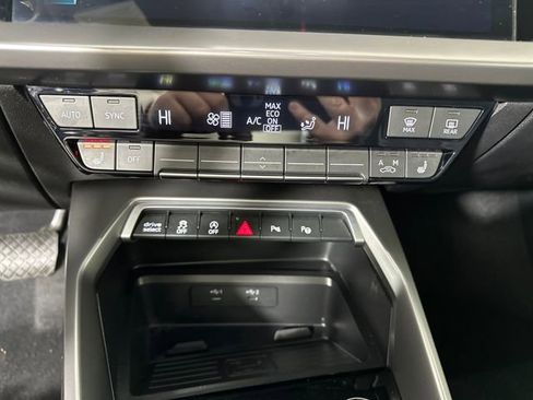 Used 2023 Audi A3 2.0T Premium image 23