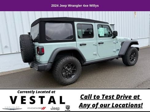 Used 2024 Jeep Wrangler Unlimited AWD/4WD image 7