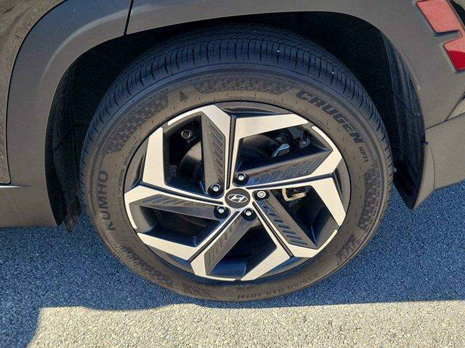 Used 2024 Hyundai Tucson SEL w/ Convenience Package FWD image 12
