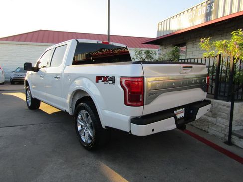Used 2015 Ford F150 Platinum w/ Equipment Group 701A Luxury image 3