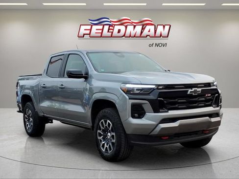Used 2023 Chevrolet Colorado Z71 w/ Z71 Convenience Package 2 AWD/4WD image 8