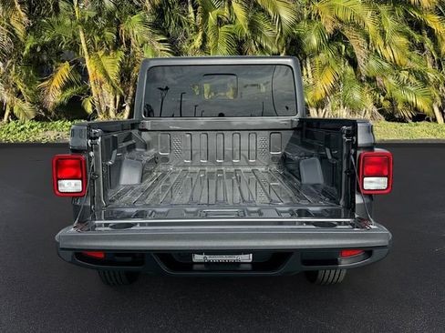 New 2026 Jeep Gladiator Sport image 5