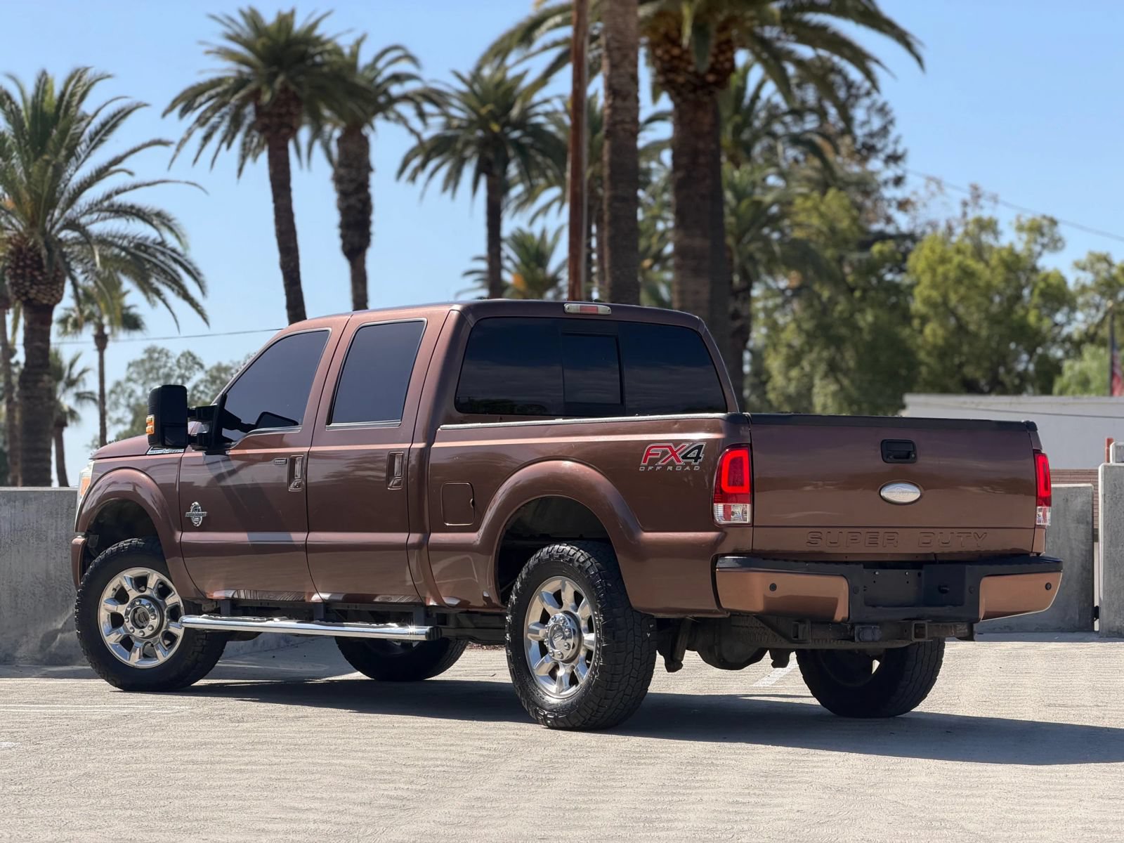 Used 2012 Ford F250 Lariat w/ Lariat Interior Pkg AWD/4WD image 18