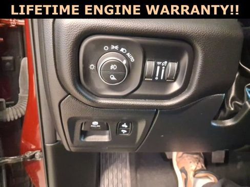 Certified 2025 RAM 1500 Laramie AWD/4WD image 15