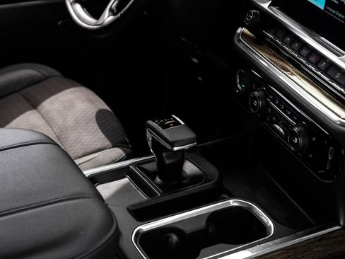 Used 2023 Chevrolet Silverado 1500 LT Trail Boss image 21