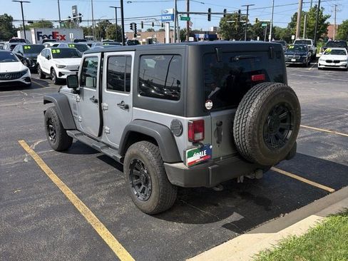 Used 2017 Jeep Wrangler Unlimited Sport w/ Quick Order Package 24S AWD/4WD image 4