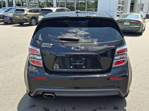 Used 2020 Chevrolet Sonic LT w/ Convenience Package FWD image 8