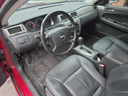 Used 2009 Chevrolet Impala SS w/ Convenience Package image 12
