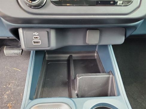 New 2025 Ford Maverick XL w/ Equipment Group 102A image 18