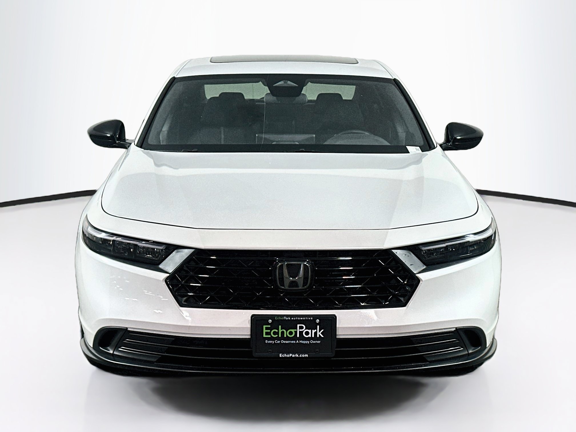 Used 2024 Honda Accord Sport image 2