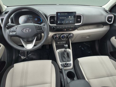 New 2026 Hyundai Venue SEL FWD image 10
