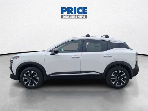 New 2026 Nissan Kicks SV w/ Cold Weather Package AWD/4WD image 8
