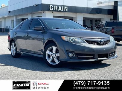 Used 2014 Toyota Camry SE w/ Moonroof Package