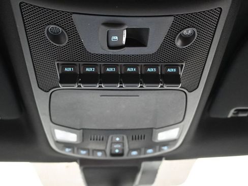 Used 2022 Ford F250 Lariat w/ Black Appearance Package AWD/4WD image 37