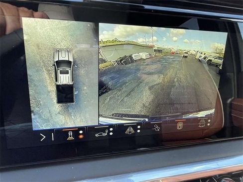 New 2026 GMC Sierra 2500 Denali Ultimate w/ LPO, Black Badging Package image 15