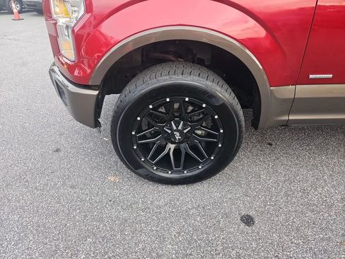 Used 2016 Ford F150 Lariat image 9