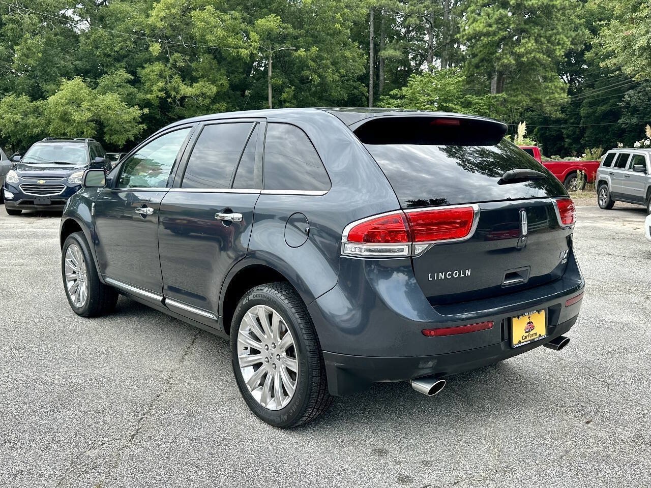 Used 2014 Lincoln MKX AWD w/ Equipment Group 102A image 5