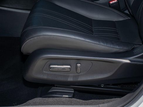 Certified 2024 Honda HR-V EX-L image 28