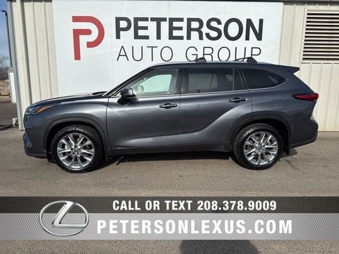 Used 2020 Toyota Highlander Limited image 6