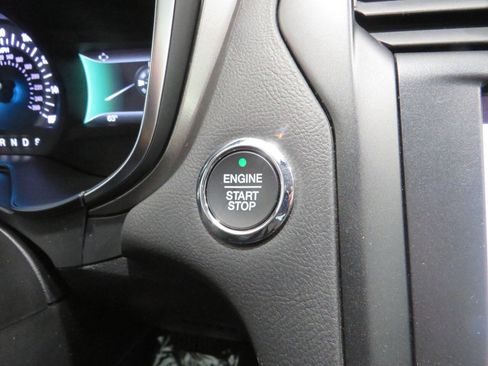 Used 2019 Ford Fusion SE w/ Equipment Group 151A image 26