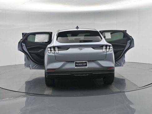 New 2026 Ford Mustang Mach-E Select RWD image 31