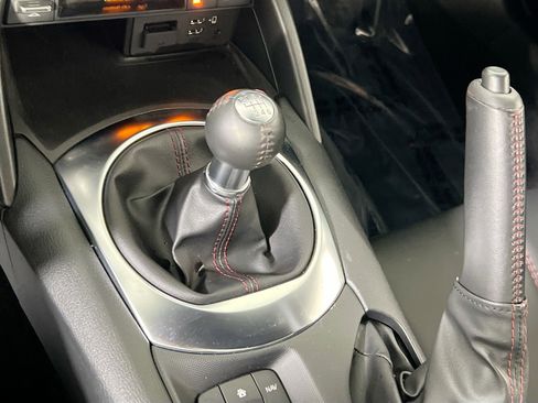 Used 2019 MAZDA MX-5 Miata RF Grand Touring w/ GT-S Package image 17