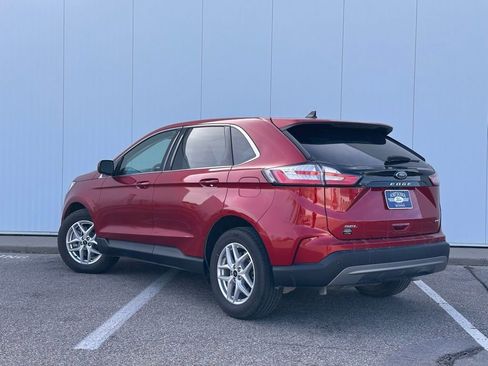 Certified 2024 Ford Edge SEL w/ Convenience Package AWD/4WD image 3
