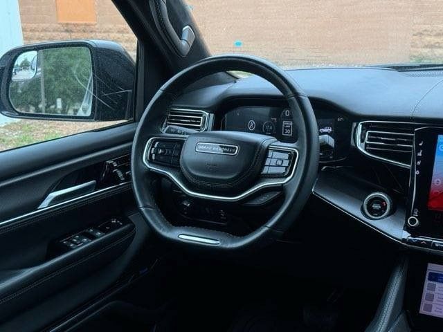 Used 2024 Jeep Grand Wagoneer Series II Obsidian w/ Quick Order Packagew 28T AWD/4WD image 14