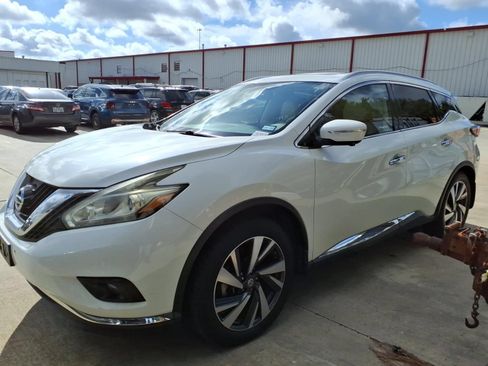 Used 2015 Nissan Murano Platinum w/ Platinum Technology Package FWD image 4