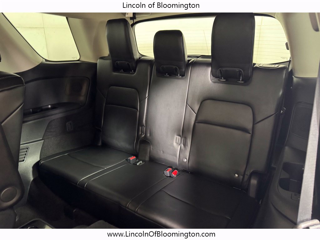 Used 2025 Nissan Pathfinder Platinum AWD/4WD image 13