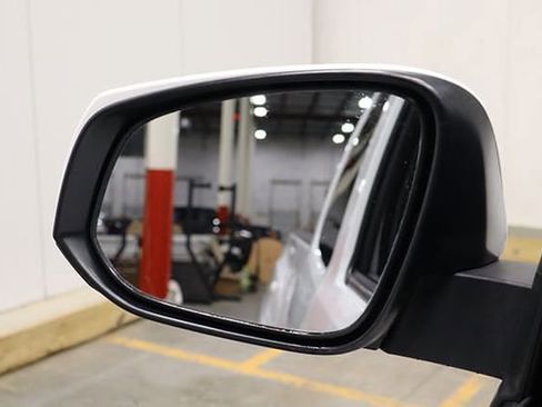 Used 2023 Toyota Tacoma SR image 36