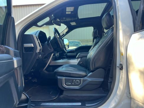 Used 2017 Ford F350 Platinum w/ Platinum Ultimate Package image 21