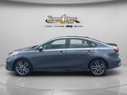 Used 2023 Kia Forte GT-Line w/ GT-Line Premium Package FWD image 5