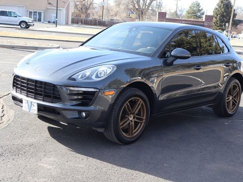 Used 2017 Porsche Macan image 10