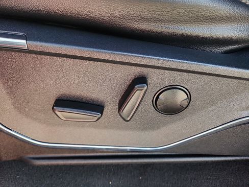 Used 2023 Ford F350 Lariat w/ Lariat Ultimate Package image 12