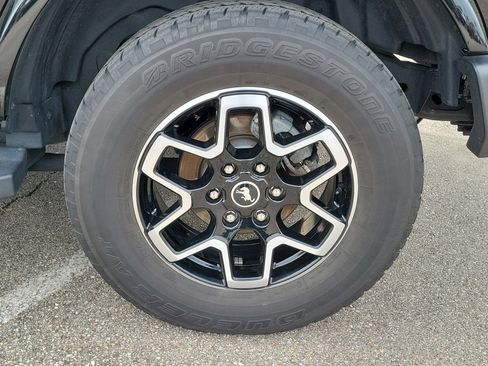 Used 2023 Ford Bronco Outer Banks AWD/4WD image 5
